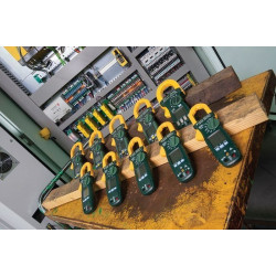 600 Amp AC True RMS Clamp Meter